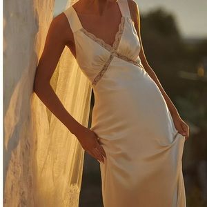 NWT Reformation Chania Silk Dress in Ivory size XS